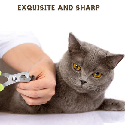 Ciseaux coupe-griffes pour chat, lames acier inox et poignées vert fluo, utilisés sur chat