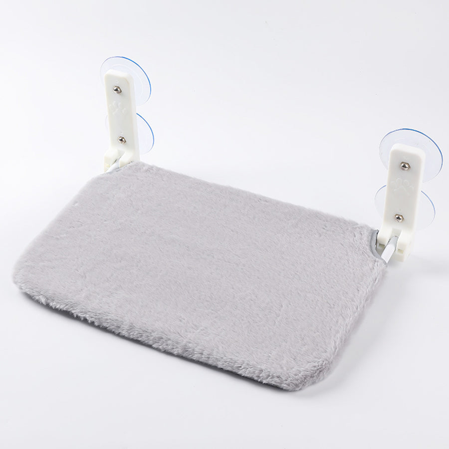 Hamac pour chat fenêtre gris en peluche, vue sur les ventouses