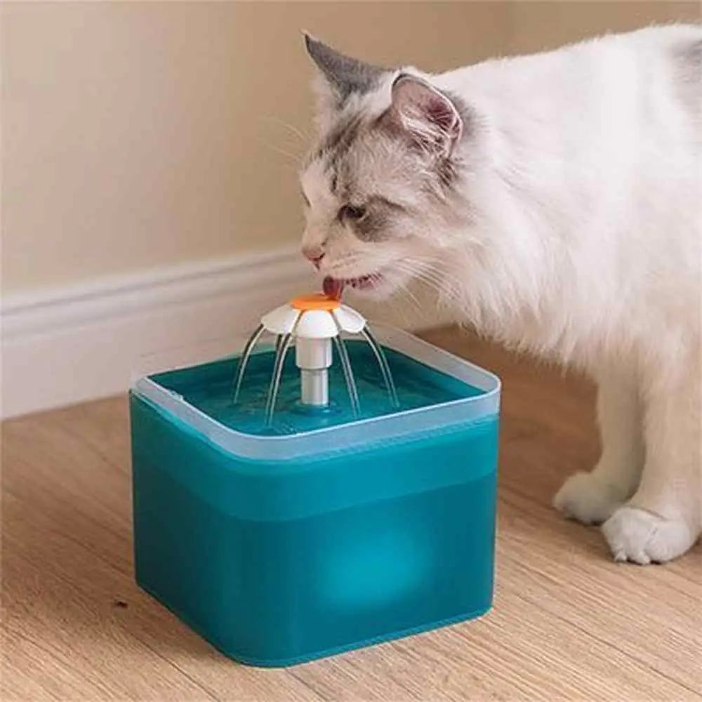 Fontaine à eau pour chat HydroSilence, bac d’eau transparent et base turquoise