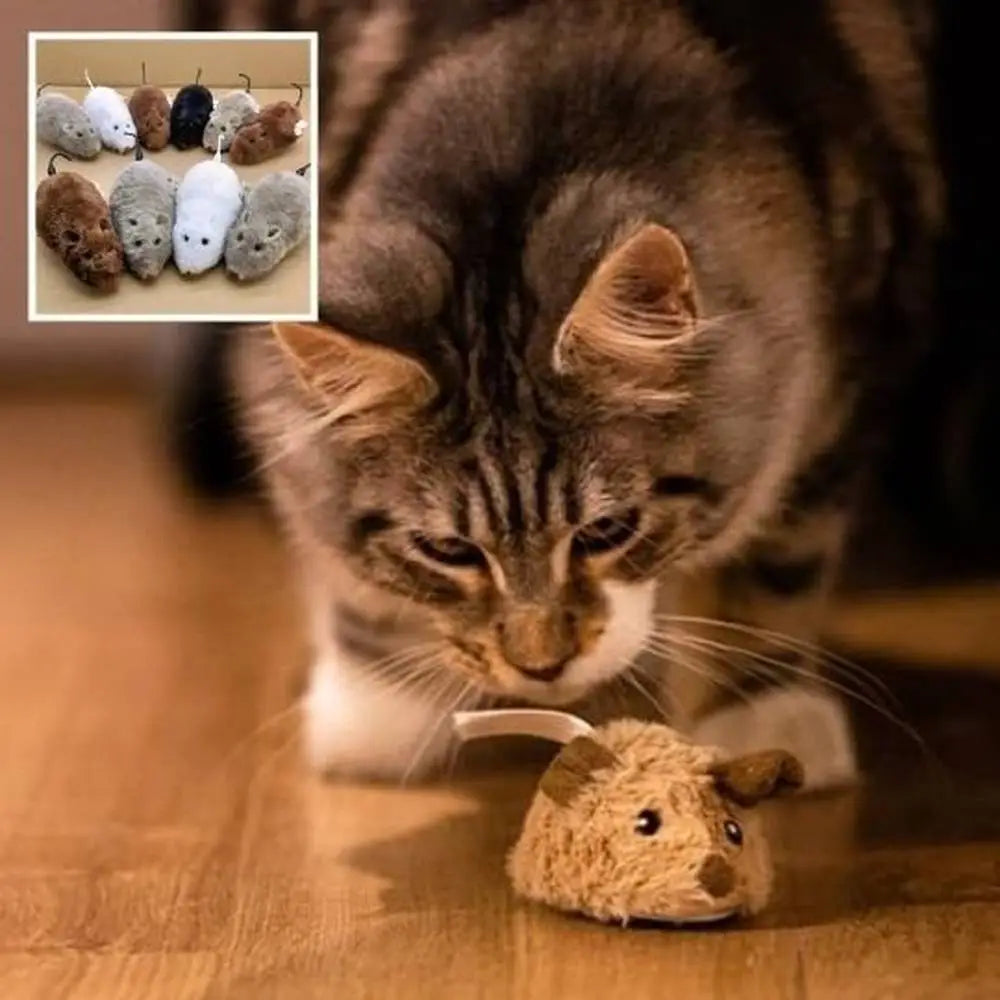 Souris en peluche Stimu'Félin brune avec petite queue courbée.