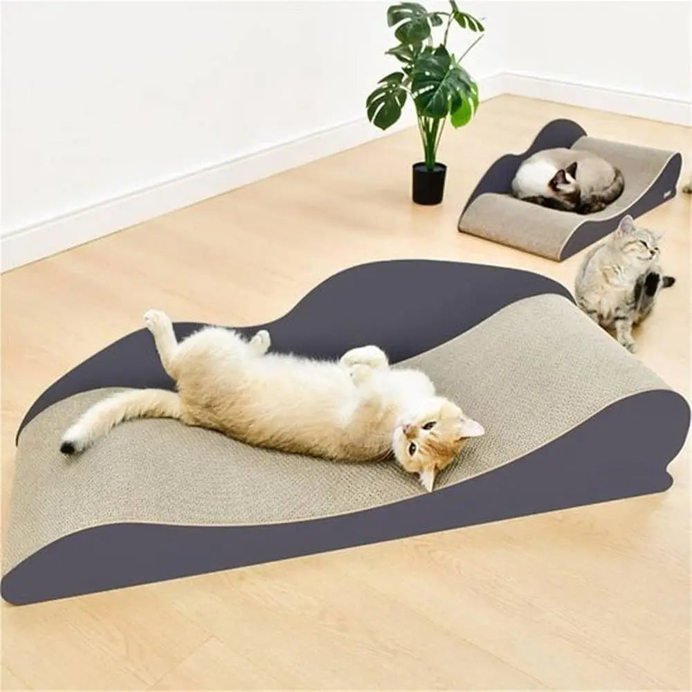 Griffoir pour chat PawComfort avec plateau beige en sisal et forme vague noire