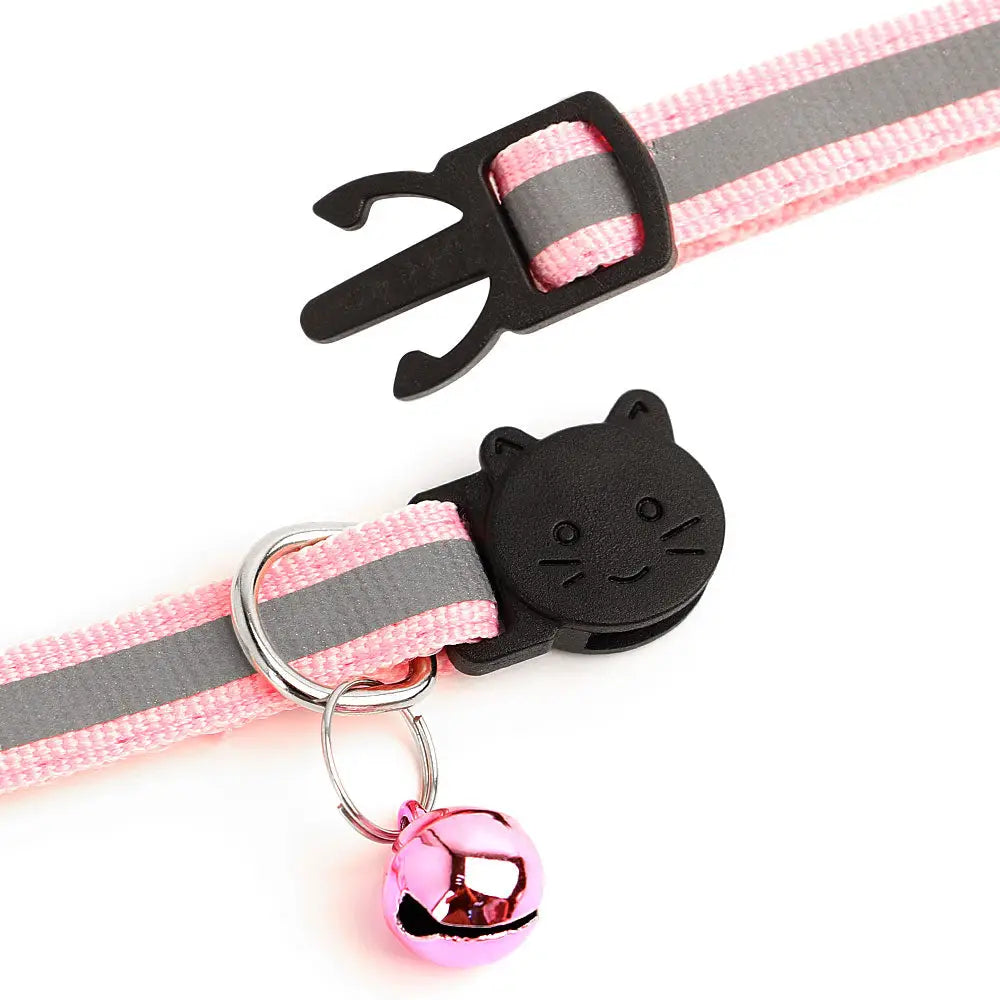 Collier chat rose avec attache noir, clochette et pont de sécurité