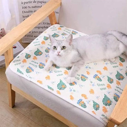 Tapis rafraîchissant pour chat blanc à motifs d’animaux, bords pastel