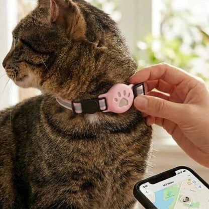 Collier GPS pour chat noir motif patte rose, avec boucle de réglage