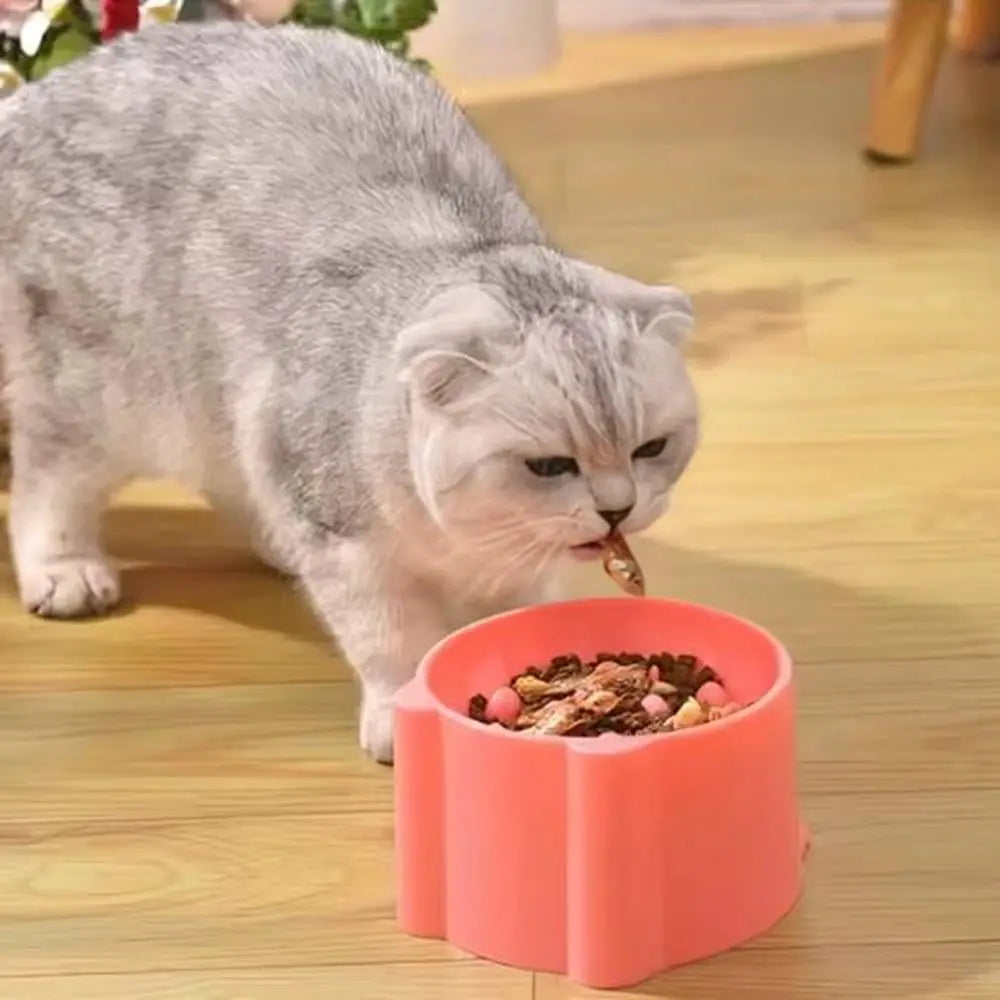 Gamelle anti-glouton pour chat rose, chat mange dans le bol rempli