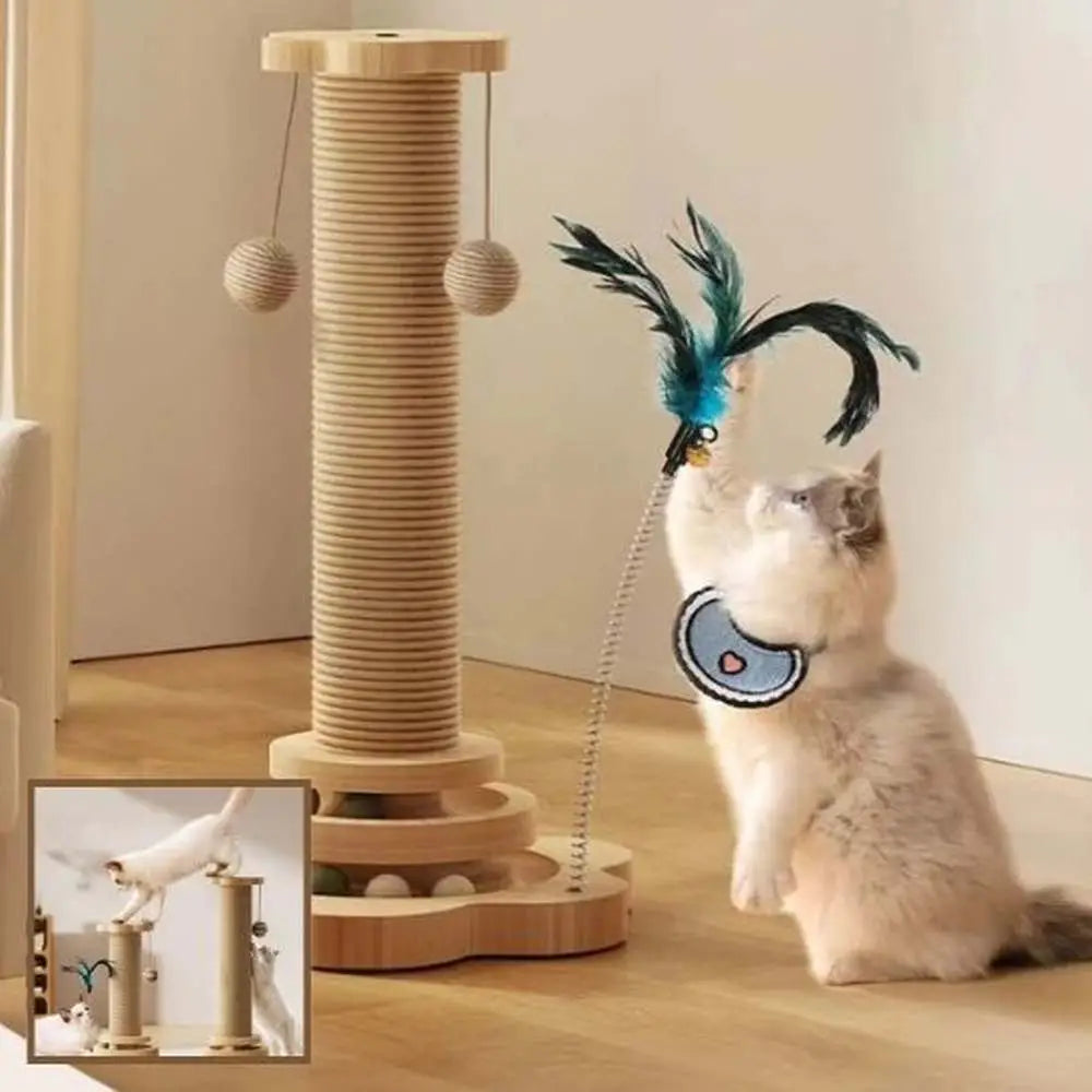 Tour de griffoir pour chat en bois clair avec poteau en sisal et jouet à plumes suspendu