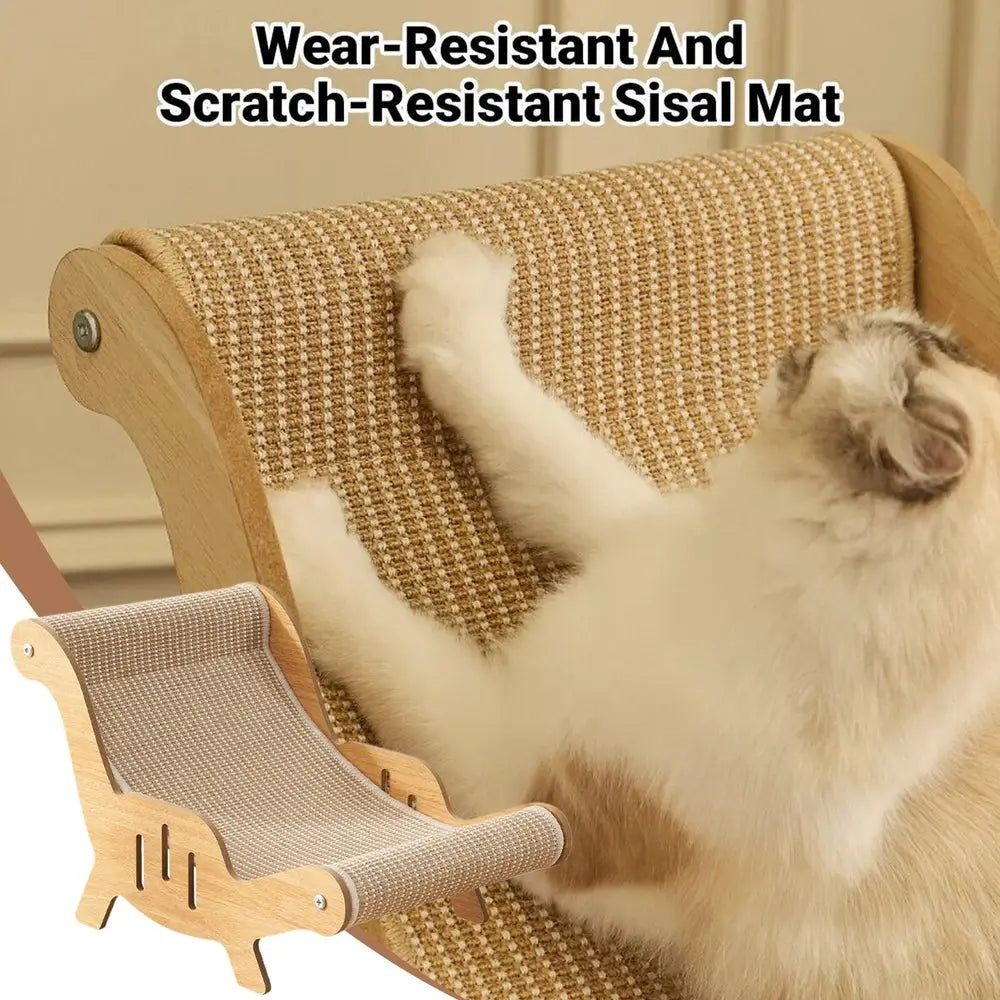 Fauteuil-griffoir pour chat beige en sisal tissé, chat allongé sur l’assise