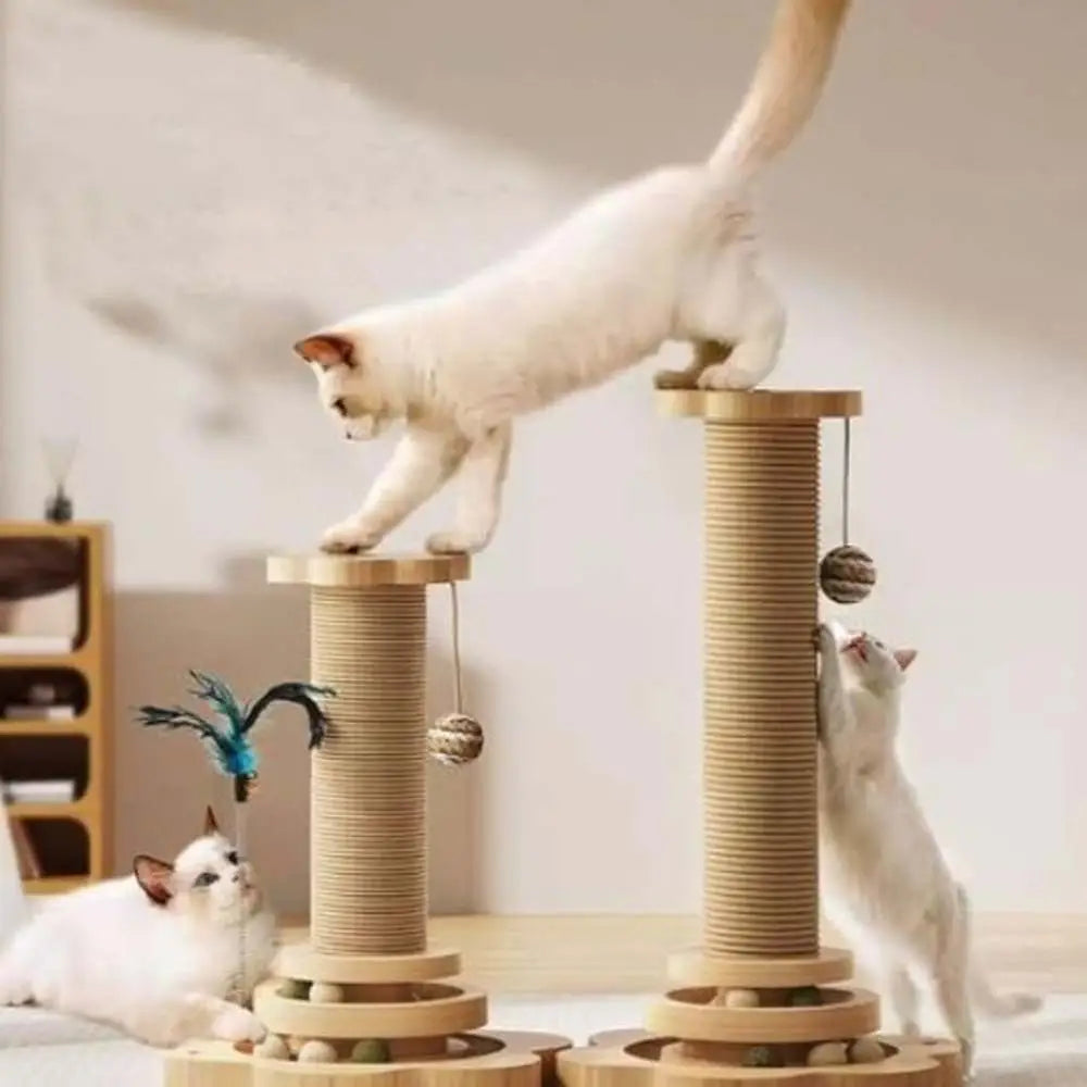 Tour de griffoir pour chat en bois clair, poteau en sisal avec jouets suspendus et base