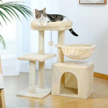 Arbre à chat compact beige avec plateformes étagées, tunnel et hamac